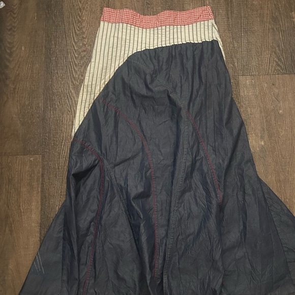 OHDD size 28 EUC made in Italy- cotton blend very rare sought after lux brand - Picture 9 of 13